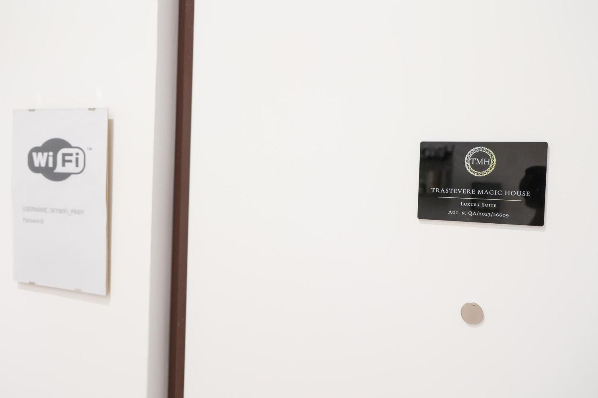 Trastevere Magic House Luxury Suite ローマ エクステリア 写真